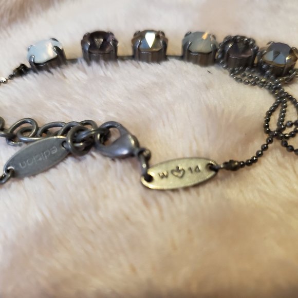 Sabika LYRICAL 6-Stone necklace W14 - Picture 6 of 8